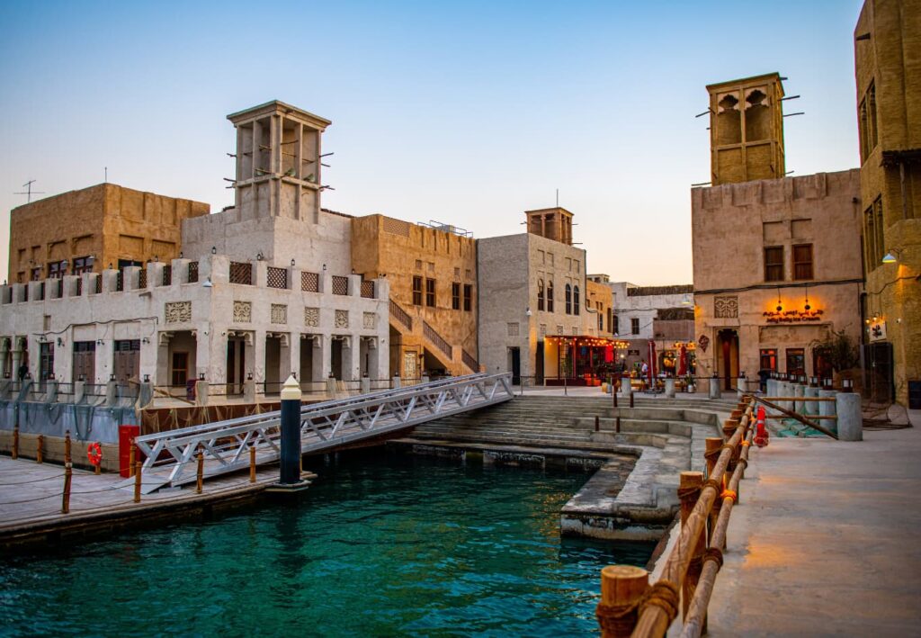 Al-Fahidi-Historical-Neighbourhood-4