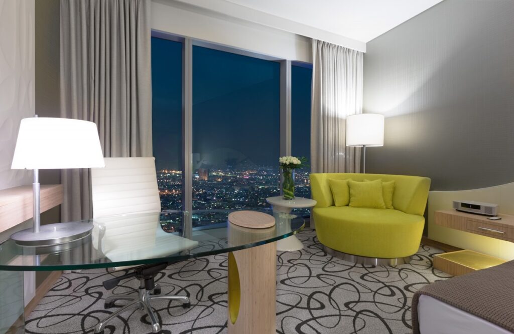 gallery_Premium-Luxury-Club-Room-Detail