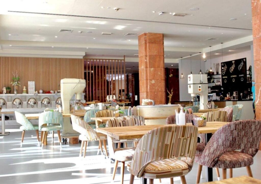 img-leva-hotel-apartments-mazaya-center-mall-dubai-48